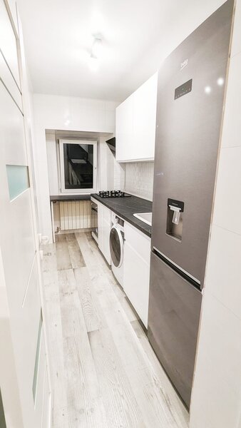 Proprietar, Vitan Mall, Nu Depinzi de Radet! Studio 44 mp, Tot Nou, Parcare