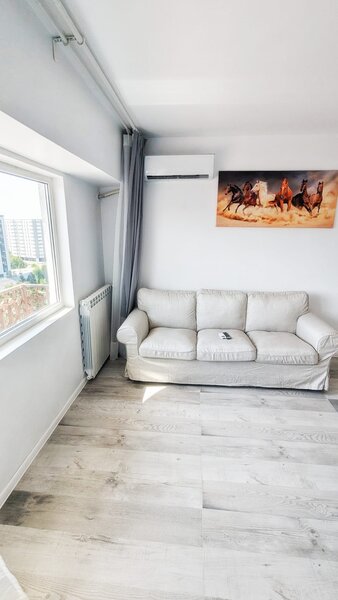 Proprietar, Vitan Mall, Nu Depinzi de Radet! Studio 44 mp, Tot Nou, Parcare