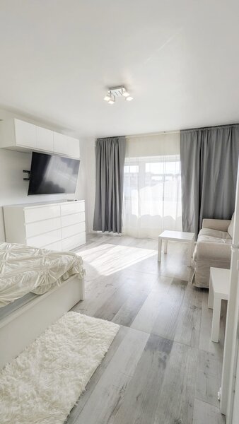 Proprietar, Vitan Mall, Nu Depinzi de Radet! Studio 44 mp, Tot Nou, Parcare
